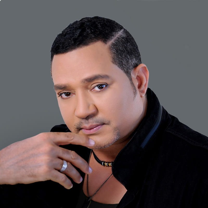 FRANK REYES — artista musical | Mercado de Artistas