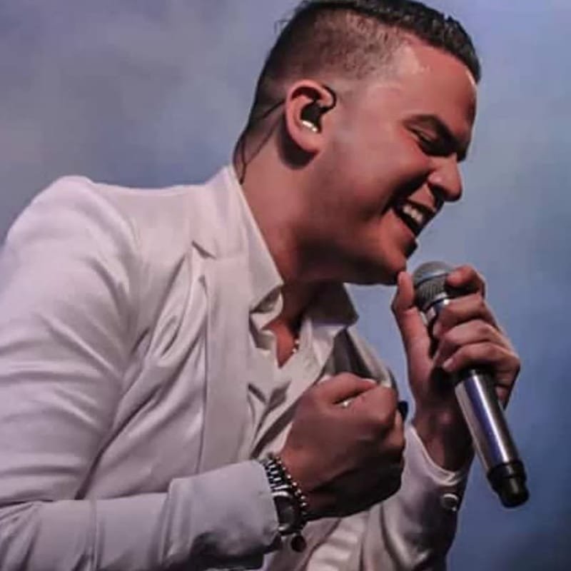 CHE CARRILLO — artista musical | Mercado de Artistas