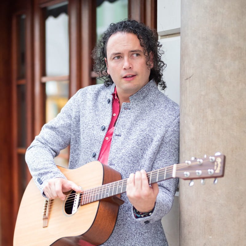 FAUSTO MIÑO — artista musical | Mercado de Artistas